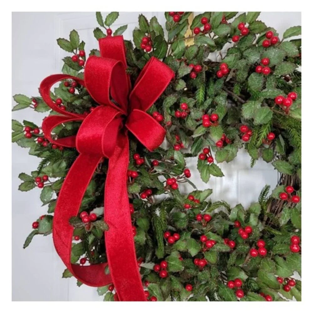 Mistletoe Winter Red Berry Mistletoe Wreath, Winter Holiday Mistletoe Wreath